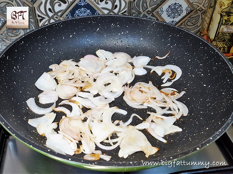 Preparation of Chicken Xacuti