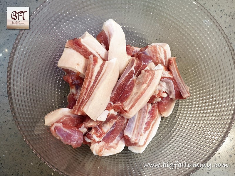 Preparation on Pan Fried Pork Spare Ribs