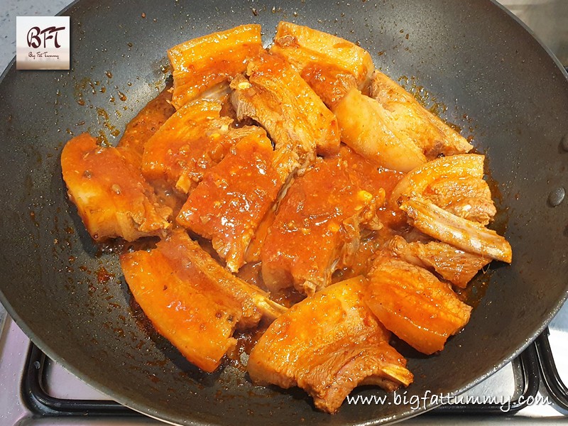 Preparation on Pan Fried Pork Spare Ribs