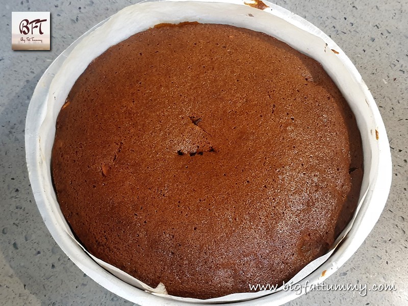 Non-alcoholic Plum Cake