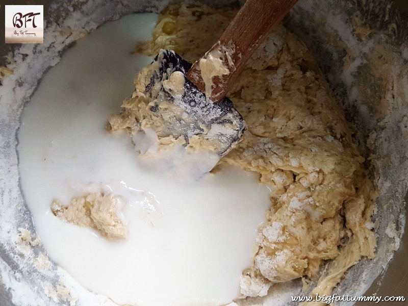 Making of Banana Cake with Caramel Icing