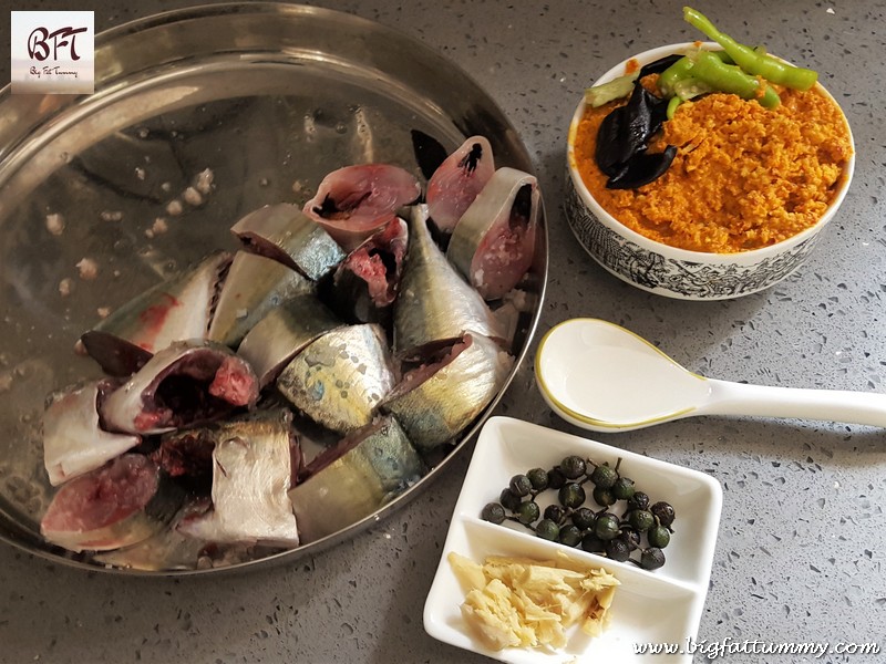 Making of Bangde Sukhem (Dry preparation of mackerel with coconut)