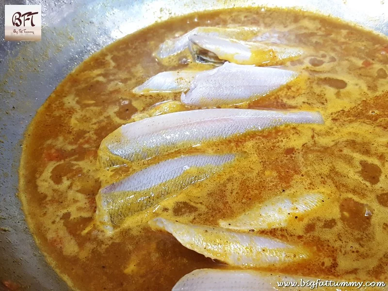 Preparation of Lady Fish Jeerem Meerem (Curry)