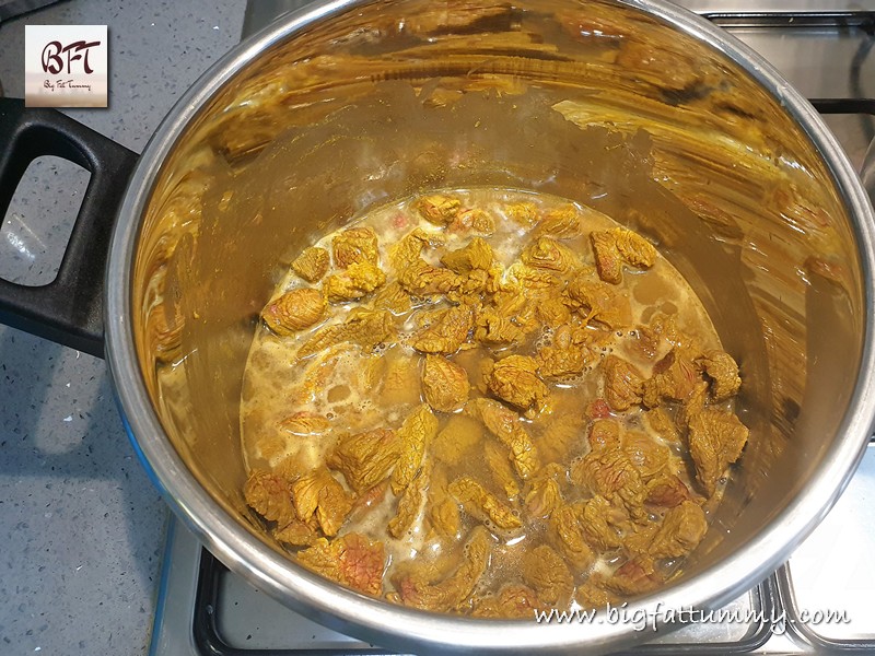 Preparation of Beef & Potato Curry