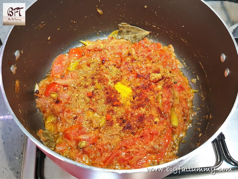 Preparation of Prawn Pulao