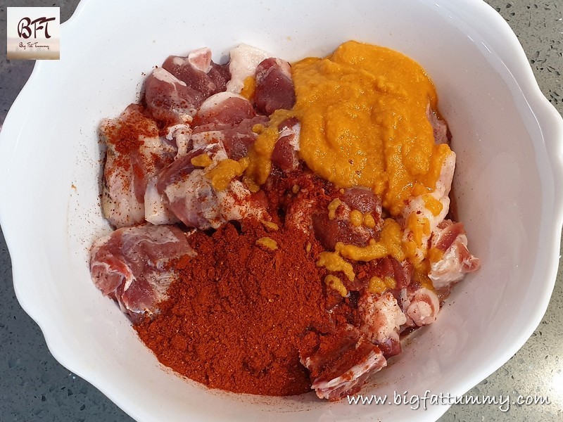 Making of Slow Cooked Pork Curry