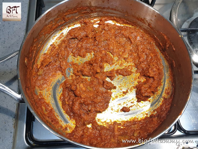 Preparation of Punjabi Rajma Curry