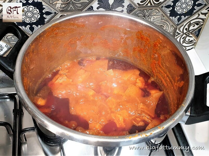 Red Pork Curry