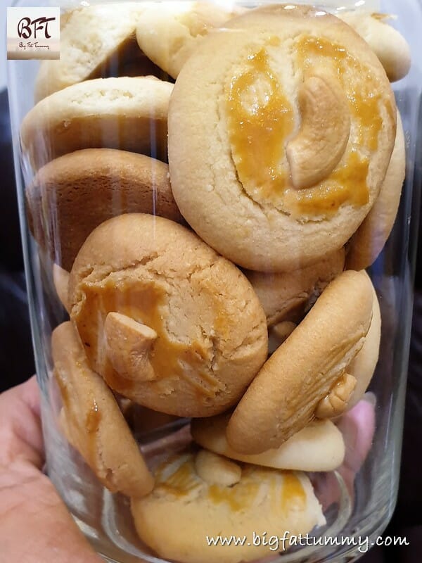 Rich Cashewnut Cookies