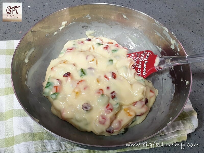 Making of White Chocolate Fruit Fudge