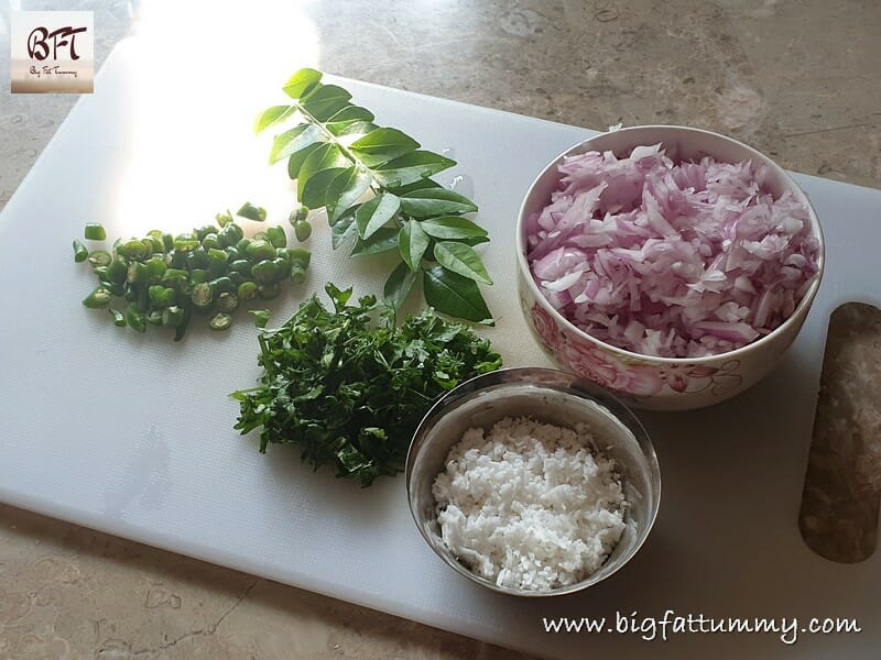 Preparation of Kanda Poha