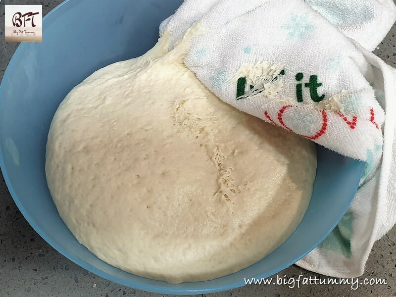 Making of Pao Indian Bread