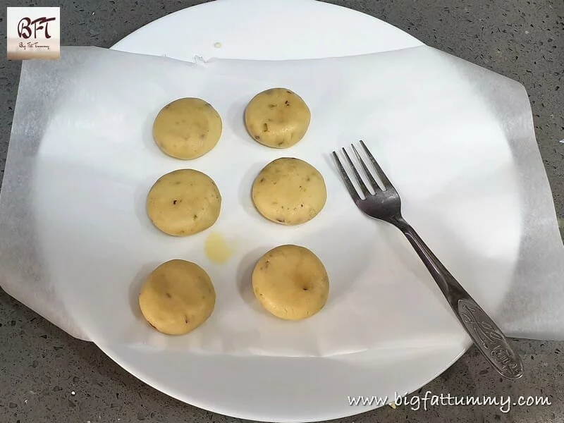 Making of Assorted Bakery Style Cookies