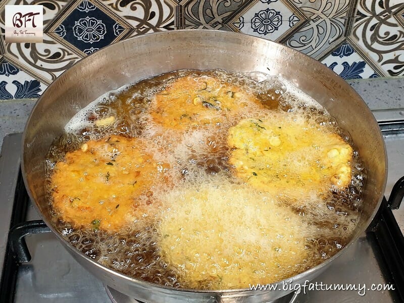 Preparation of Chana Dal Wada / Vada