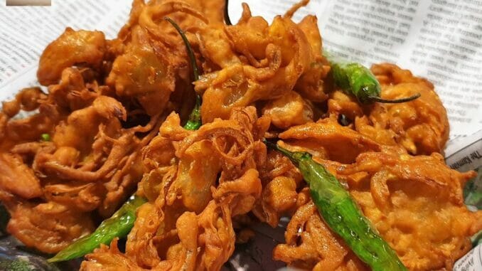 Kanda Bhaji - Onion Fritters 08 Kanda Bhaji