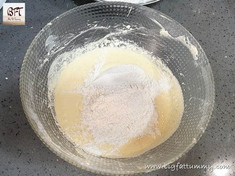 Making of Tutti Fruti / Tooti Frooti Muffins