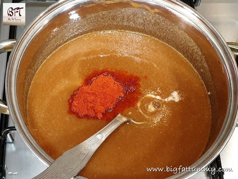 Preparation of Date & Tamarind Chutney