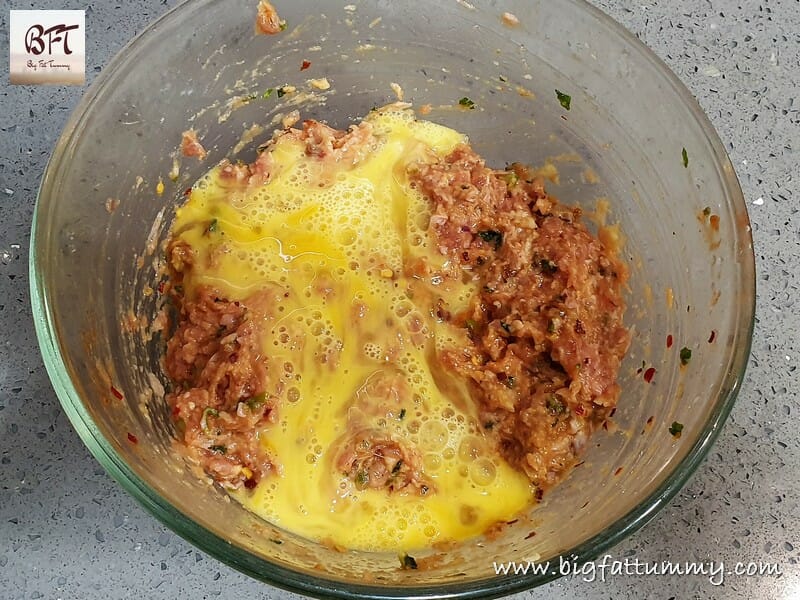 Preparation of Baked Chicken Meatballs