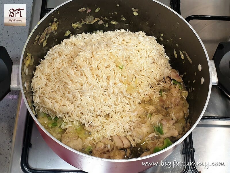 Preparation of Arroz com Galinha - Goan Chicken Pulao