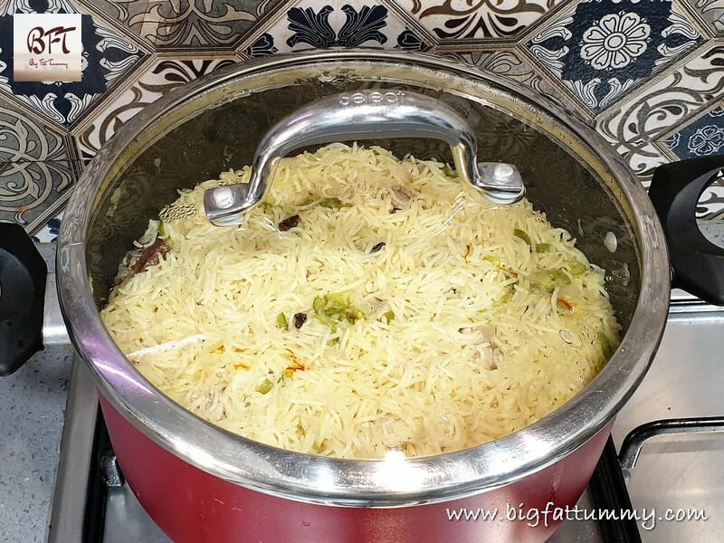 Preparation of Arroz com Galinha - Goan Chicken Pulao