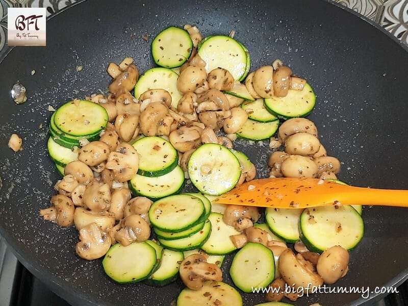 Making of Restaurant Style Mushroom Vegetable Stir Fry