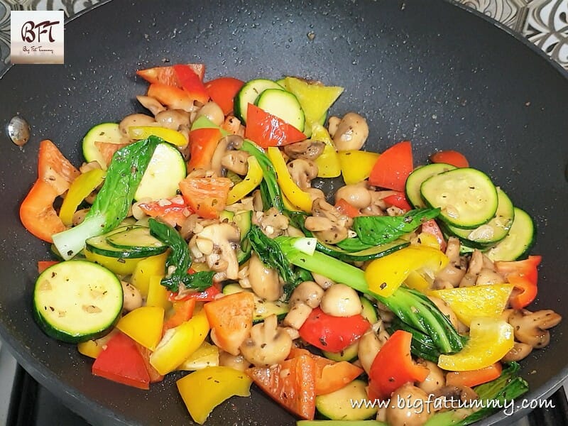 Making of Restaurant Style Mushroom Vegetable Stir Fry