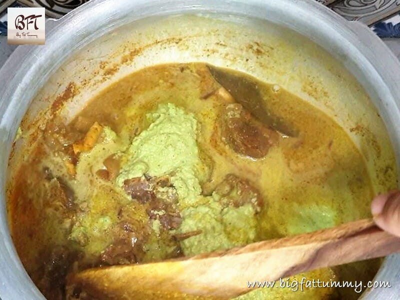 Preparation of Mutton Badami Curry
